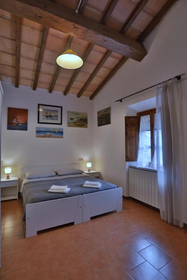 Podere San Francesco Bed and Breakfast Volterra Eksteriør billede
