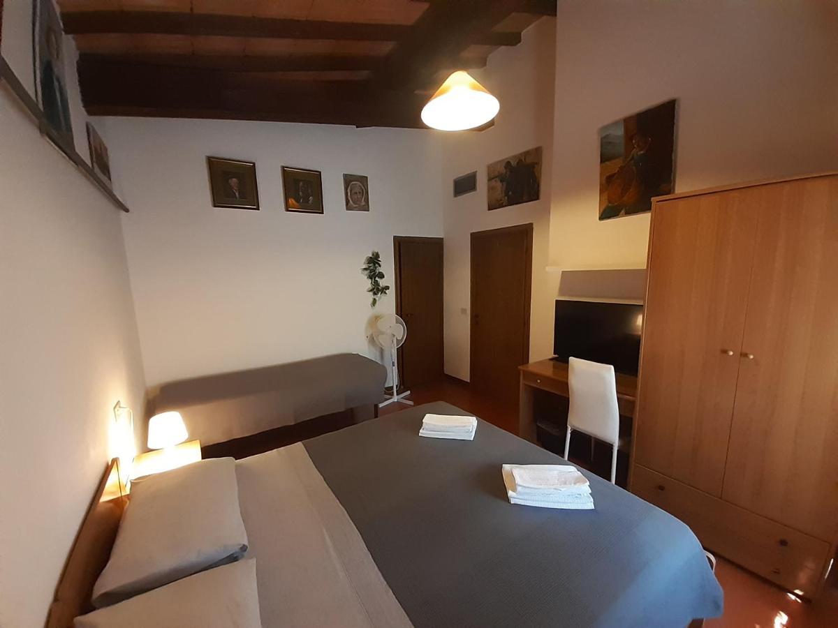 Podere San Francesco Bed and Breakfast Volterra Eksteriør billede
